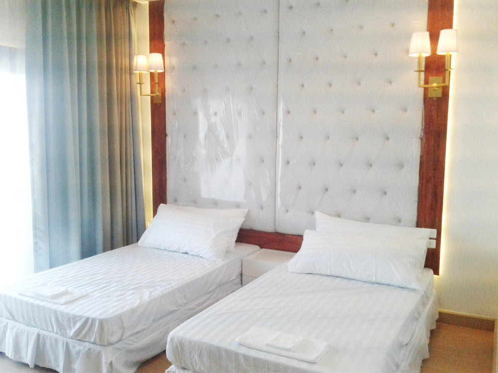 Icheck Inn Trams Square Chiang Mai Exterior photo